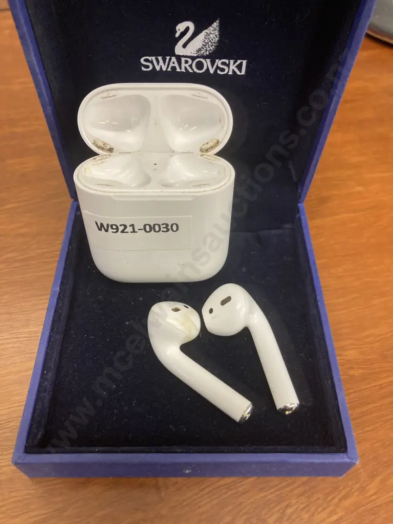 Apple AirPods With Charging Case (Model A1602) Image 1++